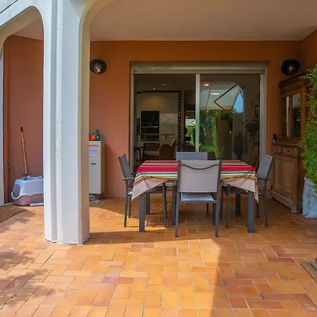Au Calme, Proche Du Centre, Parking, Climatisation Apartament *